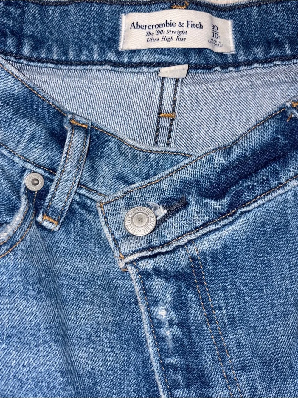 Abercrombie & Fitch curve love 90s straight ultra high rise jeans 10/30